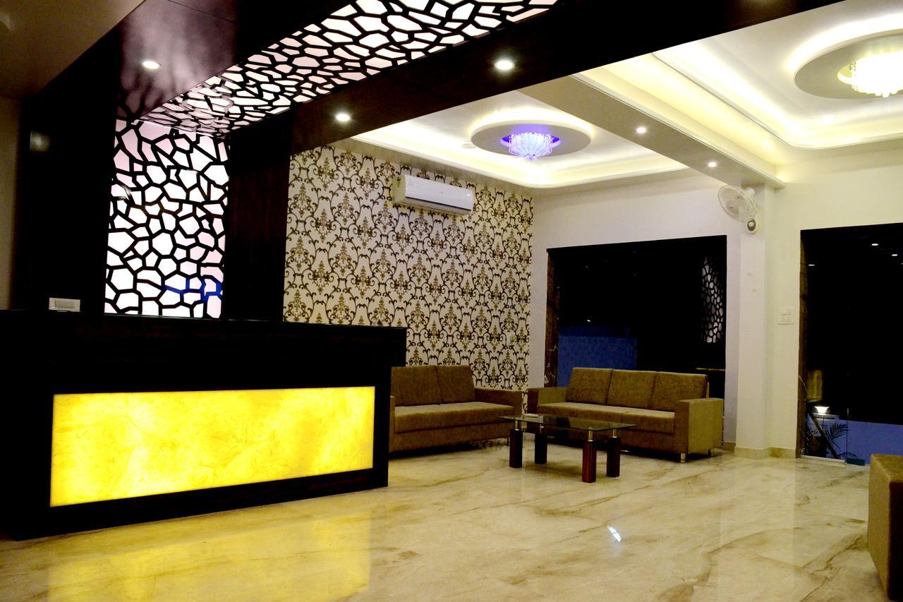 Hotel Gulmohar Pride Ahmednagar Εξωτερικό φωτογραφία